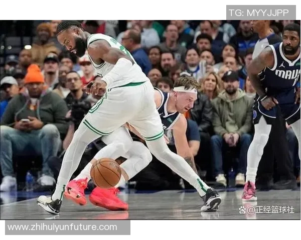 独行侠与凯尔特人激战正酣在线直播精彩回放与赛后分析